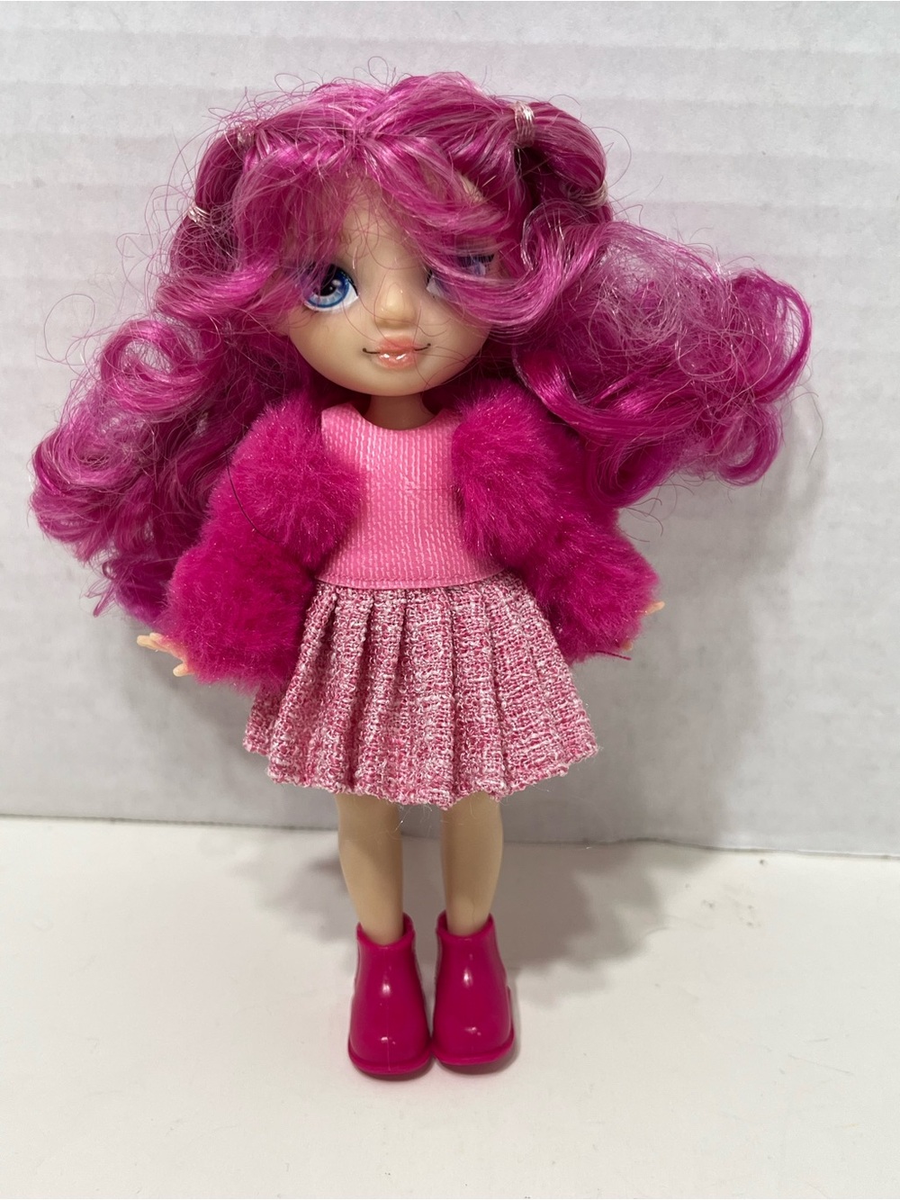 Rainbow High Littles – Magenta Monroe, Pink 5.5" doll